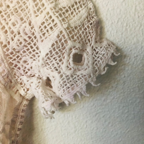 BLOUSE - Picture 4 of 6